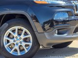 Used 2015 Jeep Cherokee Latitude w/ Cold Weather Group image 3