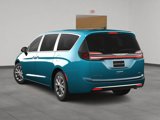 New 2025 Chrysler Pacifica Select image 4