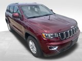 Used 2019 Jeep Grand Cherokee Laredo image 3