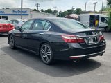 Used 2017 Honda Accord Sport image 4