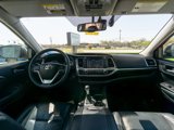 Used 2016 Toyota Highlander Limited Platinum image 2
