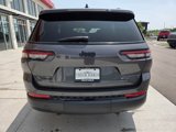 Used 2022 Jeep Grand Cherokee L Laredo image 5