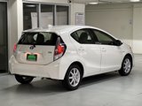 Certified 2015 Toyota Prius C Four image 5
