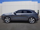 Certified 2024 Porsche Cayenne image 2