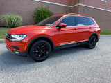 Used 2018 Volkswagen Tiguan SE w/ Panoramic Sunroof Package image 4