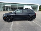 Used 2021 Volkswagen Tiguan SE R-Line image 5