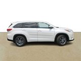 Certified 2017 Toyota Highlander XLE image 2