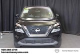 Used 2023 Nissan Rogue SV image 2