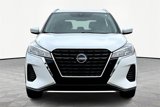 Used 2023 Nissan Kicks SV image 3