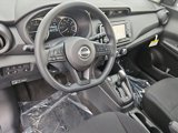 Used 2025 Nissan Kicks Play S image 3
