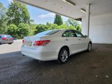 Used 2010 Lexus ES 350 image 3
