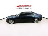 Used 2018 Chrysler 300 Limited image 4