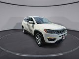 Used 2018 Jeep Compass Latitude image 2