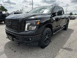 Used 2018 Nissan Titan SV w/ SV Convenience Package image 3