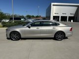 Used 2018 Volvo S90 T5 Momentum w/ Convenience Package image 2