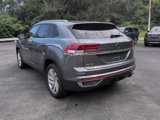 Used 2022 Volkswagen Atlas Cross Sport SE w/ Panoramic Sunroof Package image 5