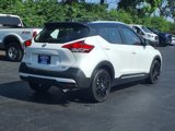 Used 2020 Nissan Kicks SR w/ SR Premium Package image 2