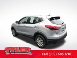 Used 2017 Nissan Rogue Sport S image 5