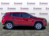 New 2025 Jeep Compass Sport w/ Mopar Graphics Package image 3