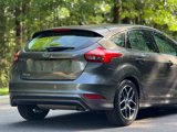 Used 2015 Ford Focus SE w/ SE Sport Package image 6