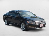 Used 2015 Volkswagen Passat TDI SEL Premium image 3