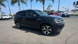 Used 2022 Volkswagen Taos SEL image 2