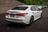 Used 2018 Toyota Camry LE image 4
