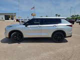 Used 2022 Mitsubishi Outlander SEL Black Edition image 4