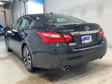 Used 2017 Nissan Altima 2.5 SV image 2