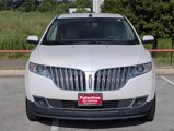 Used 2014 Lincoln MKX FWD image 2