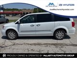 Used 2016 Chrysler Town & Country Touring w/ Driver Convenience Group image 2