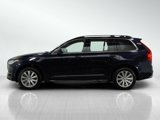Used 2019 Volvo XC90 T6 Momentum image 2