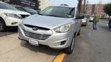 Used 2012 Hyundai Tucson GL image 2