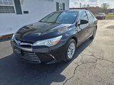 Used 2017 Toyota Camry LE image 3
