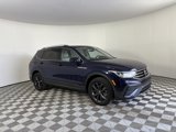 Used 2023 Volkswagen Tiguan SE w/ Panoramic Sunroof Package image 2