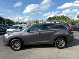 Used 2017 Toyota Highlander XLE image 6