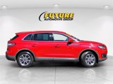 Used 2020 Lincoln Nautilus FWD w/ Equipment Group 101A image 3