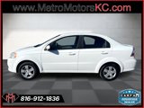 Used 2011 Chevrolet Aveo LT image 2