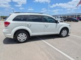 Used 2020 Dodge Journey SE w/ SE Popular Equipment Group image 2