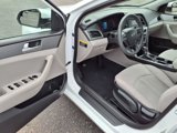 Used 2015 Hyundai Sonata SE image 6