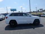 Used 2018 Jeep Grand Cherokee Altitude image 4