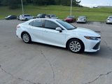 Used 2020 Toyota Camry LE image 5