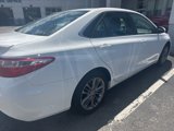 Used 2015 Toyota Camry SE image 3