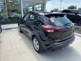 Used 2022 Nissan Kicks S image 3
