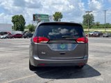 Used 2020 Chrysler Pacifica Touring-L w/ S Appearance Package image 4