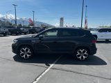 Used 2022 Volkswagen Taos SEL image 2