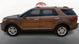 Used 2012 Ford Explorer XLT image 2