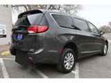 Used 2018 Chrysler Pacifica Touring-L image 6