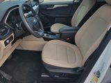 Used 2022 Ford Escape SE image 5