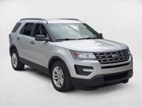 Used 2017 Ford Explorer FWD image 3